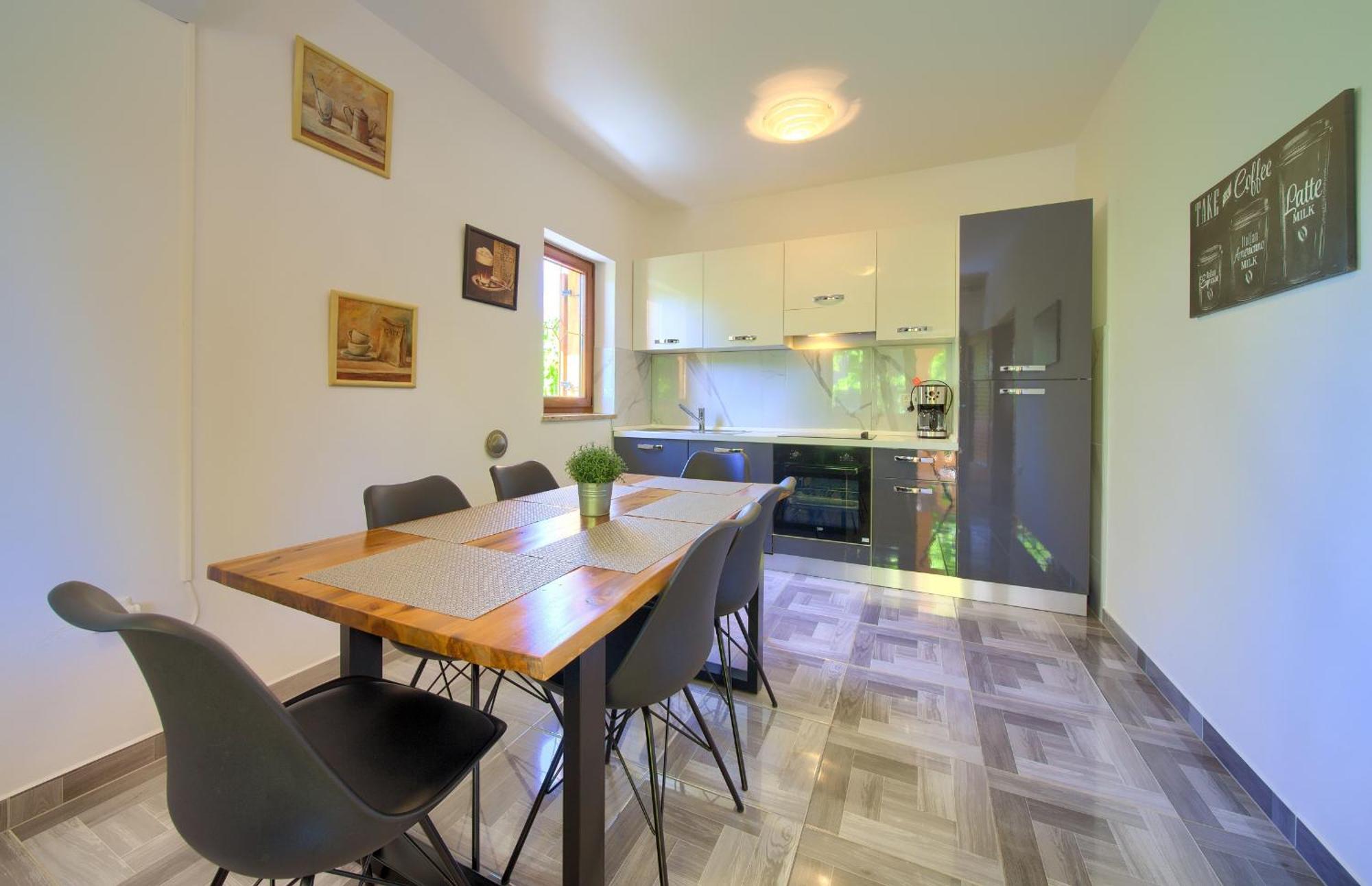 Apartment Bazina - Airconditioning, Parking, 500M From The Beach Krk Town Kültér fotó