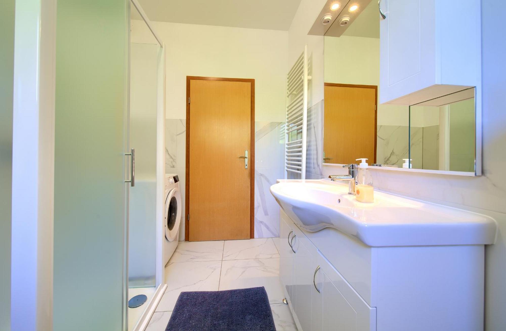 Apartment Bazina - Airconditioning, Parking, 500M From The Beach Krk Town Kültér fotó