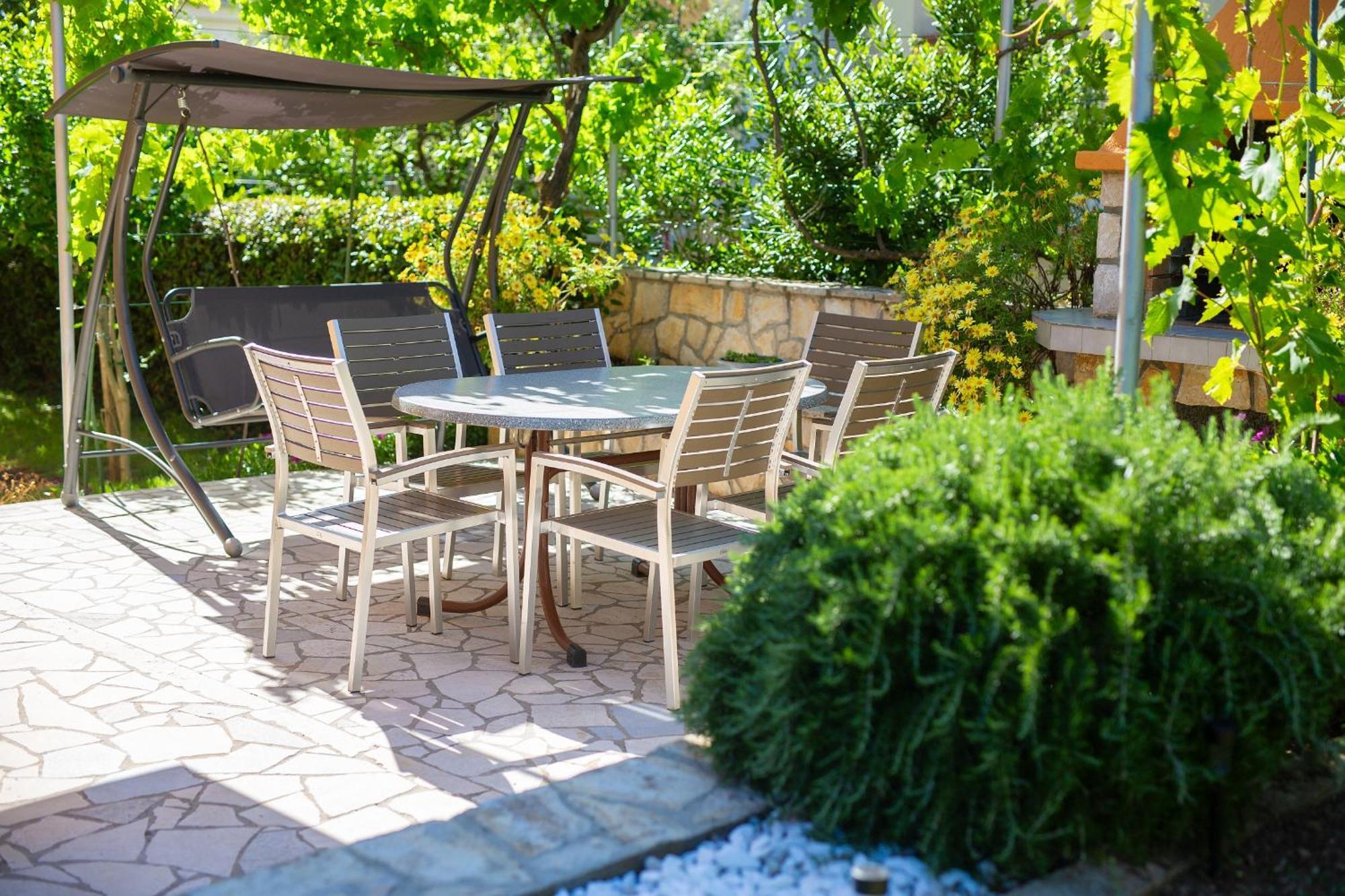 Apartment Bazina - Airconditioning, Parking, 500M From The Beach Krk Town Kültér fotó